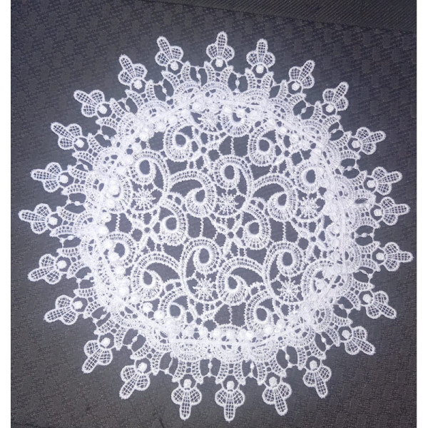 Lace Tablecloth WHITE